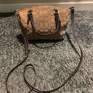 Small crossbody bag
